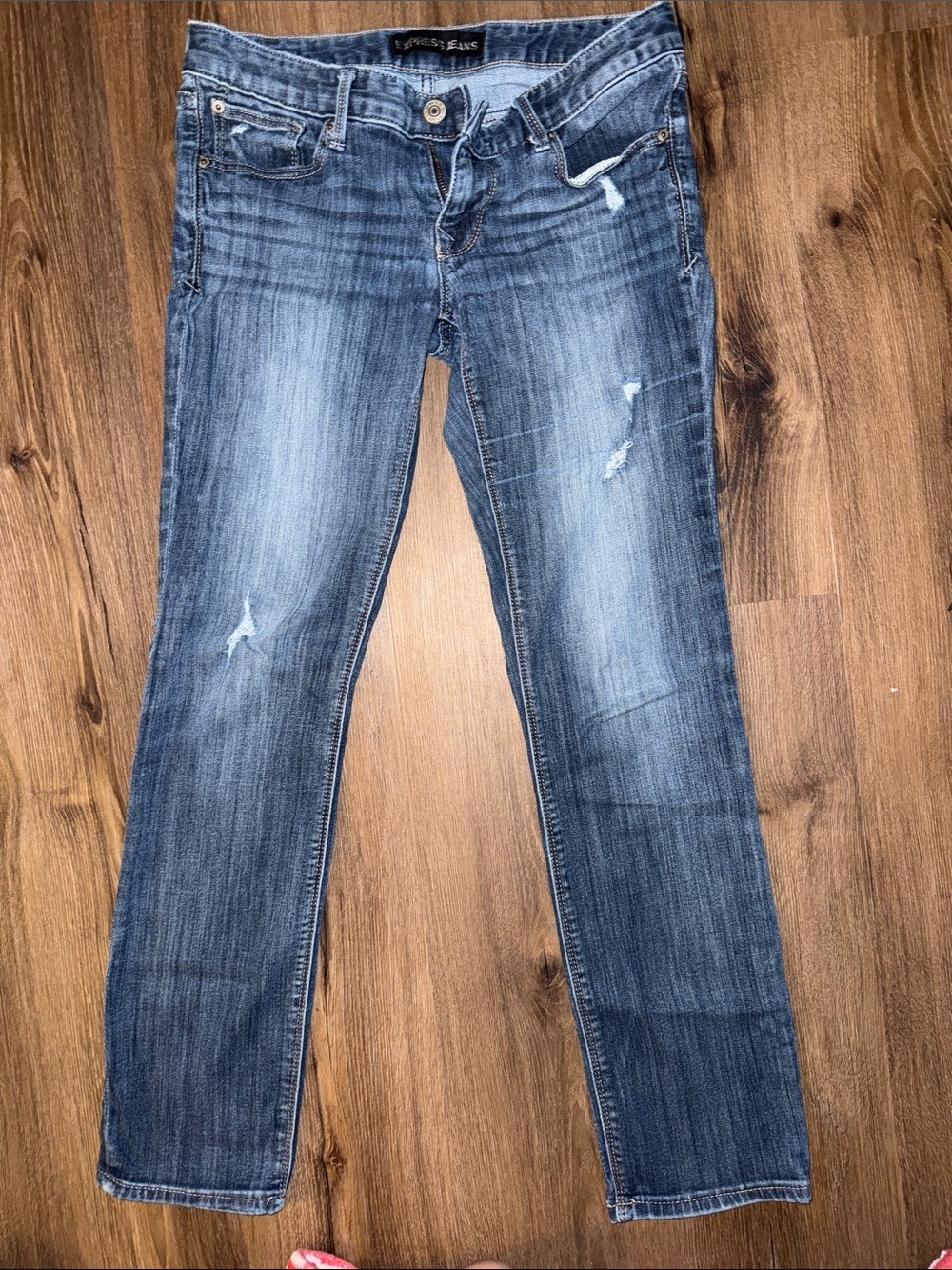 Express Straight-Leg Distressed Jeans in Medium Blue